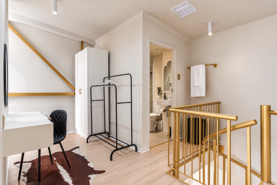 1 Bedroom Property for Sale in Gardens Western Cape